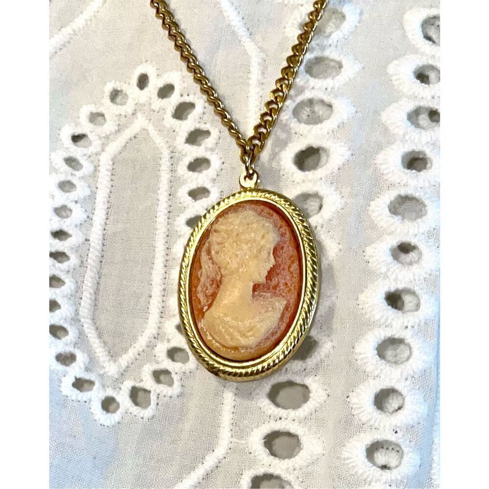 Vintage Victorian Cameo Necklace by Giovanni APA